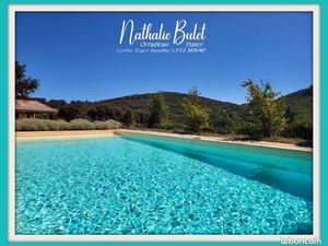 Maison 8 pièces 200 m²