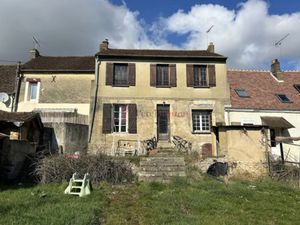 Vente maison 6 pièces 107.5 m² à Mamers (72600)  50 000 €