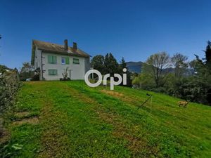 Maison lumineuse dans un cadre privilégié