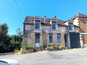 Vente maison 6 pièces 187 m² à Villequiers (18800)  76 000 €