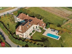 Recente luxe-villa met zwembad