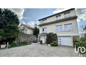 Vente maison 6 pièces 156 m² à Sainte-genevieve-des-bois (91700)  450 000 €