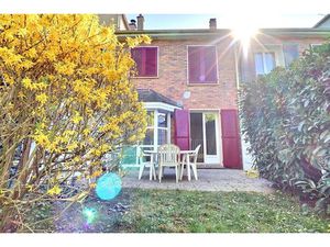 Location maison 6 pièces 142.5 m² à Saint-Germain-en-Laye (78100)  2 600 €