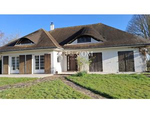 Vente maison 8 pièces 185 m² à Oisemont (80140)  257 500 €