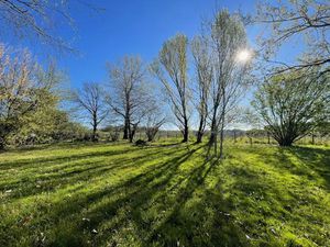 Vente terrain 900 m² à Salignac (33240)  79 000 €