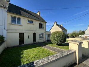 Vente maison 4 pièces 74 m² Carhaix-Plouguer (29270)