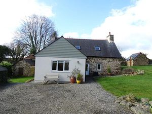 Vente maison 5 pièces 74.5 m² à Bourbriac (22390)  162 500 €