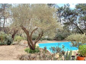 Maison 5 pièces sur 1 hectare de forêt - Fuveau 13710 - 670 000