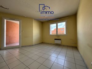 Vente appartement 2 pièces 35 m² à Villefranche-de-Rouergue (12200)  61 000 €