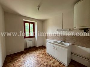 Location appartement 2 pièces 44 m² à Le Cheylard (07160)  299 €