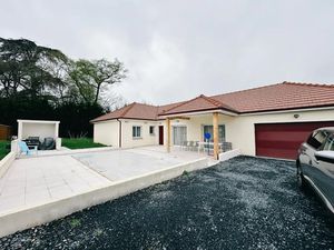 Location maison 6 pièces 145 m² à Astis (64450)  1 500 €