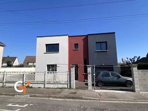 Vente maison 7 pièces 132.32 m² à Saint-Etienne-du-Rouvray (76800)  375 000 €