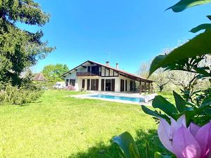 Vente maison 7 pièces 150 m² à Port-de-Lanne (40300)  399 880 €