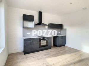 Location Appartement 2 pièces à Saint-Hilaire-du-Harcouët (50600) : à louer 2 pièces / 44m