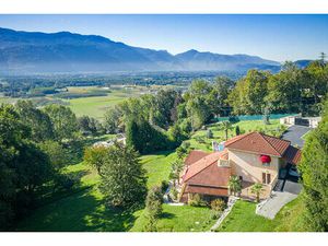 Vente maison 5 pièces 214 m² Vourey (38210)