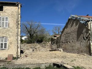 Vente terrain 1300 m² à Haute-Vigneulles (57690)  40 000 €