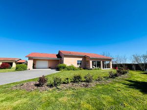 Maison plain-pied avec studio