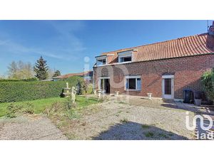Vente maison 5 pièces 105 m² à Curgies (59990)  142 000 €