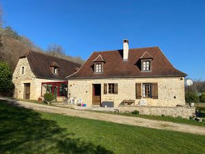 Maison T7 près de ROUFFIGNAC SAINT CERNIN DE R à vendre