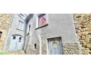 VERTAIZON / Maison à vendre dans un agréable village à proximité de Pont-du-Château !