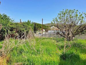 Vente terrain 400 m² à Le Rove (13740)  215 000 €