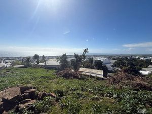 Vente terrain à batir 964 m² à Saint-Denis (97400)  267 500 €