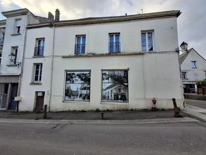 Vente immeuble 3 pièces 150 m² à Ombrée d'Anjou (49420)  48 500 €