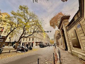 EXCLUSIVITÉ PICHET IMMOBILIER - Paris 8 - Quartier Faubourg Saint-Honoré