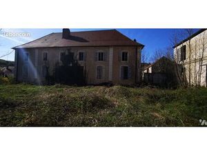 Maison 23 pièces 750 m²