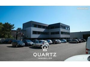 Bureaux 200 m² CHARNAY LES MACON