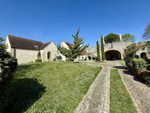 Vente maison 7 pièces 318 m² à Longueville (77650)  550 000 €