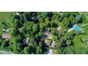 Propriété avec piscine et jardin Bonnieux (84)