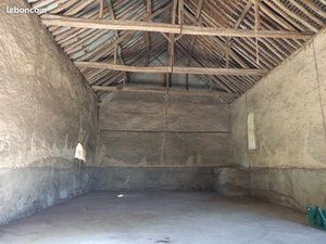 Loue local de stockage /entrepôt 150m2