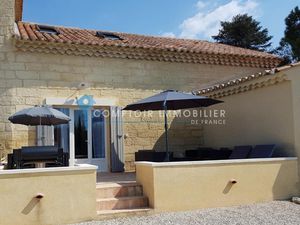 DPT (13) BOULBON A VENDRE APPARTEMENT DE GRAND STANDING