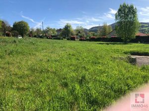 Terrain constructible avec CU de 1517m²