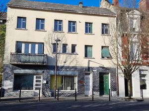 Vente immeuble 158 m² à Nouzonville (08700)  79 500 €