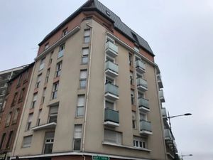 Location meublée appartement 1 pièce 17 m² à Villejuif (94800)  690 €