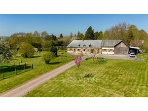 Maison en colombage 6 pièces AUBRY LE PANTHOU (61)