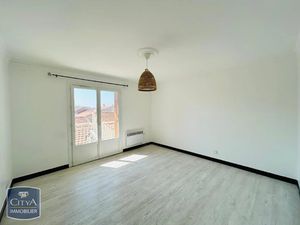 Appartement à louer 2 pièces 49.39 m² - Port-de-Bouc (13) - 637€