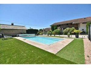 Maison de luxe à vendre à Pérouges