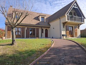 MAISON FAMILALE AVEC PRESTATIONS HAUT DE GAMME a BOISSY-LE-CHATEl (77169)