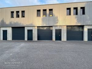 Vente locaux professionnels 147 m² à Sarrola-Carcopino (20167)  350 000 €