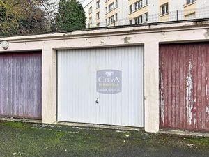 Parking à vendre 15 m² - Saint-Quentin (02) - 6 500€
