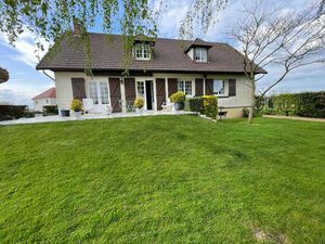 Annonce vente maison 7 pièces de 141m2 à Faverolles (28210) - ParuVendu.fr ref 99278019776