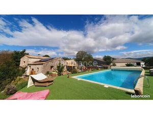 Ferme 6 pièces 241 m²