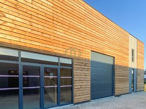 Vente locaux professionnels 205 m² à Le Teich (33470)  285 000 €