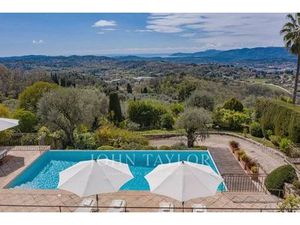 Maison de prestige de 220 m2 en location Valbonne  France