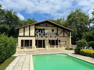 Vente maison 7 pièces 220m2 Soustons 40140 - 650000 € - Surface Privée