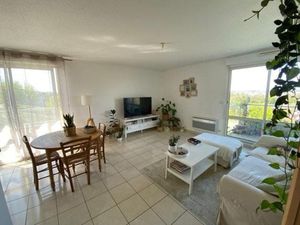 T3 avec balcons et parking - BREGILLE