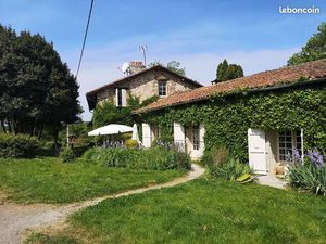 Maison 7 pièces 286 m²